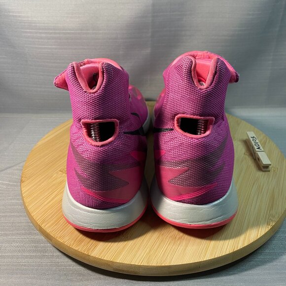 2013 Nike Zoom Hyperev Pink Breast Cancer Awareness Shoes Sneaker Sz 9.5M A0103 - Picture 3 of 7